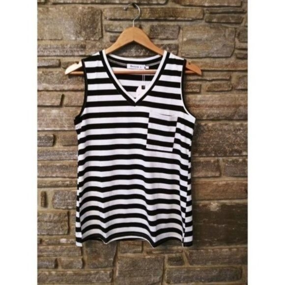 BERRYOU Women's Sleeveless Stripe Pocket Tank NWT‎ S - Picture 6 of 8